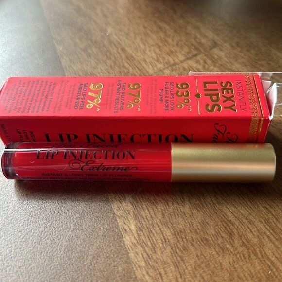 🌸HP 🌸Too Faced Lip Injection Extreme in Strawberry Kiss! - Picture 9 of 11